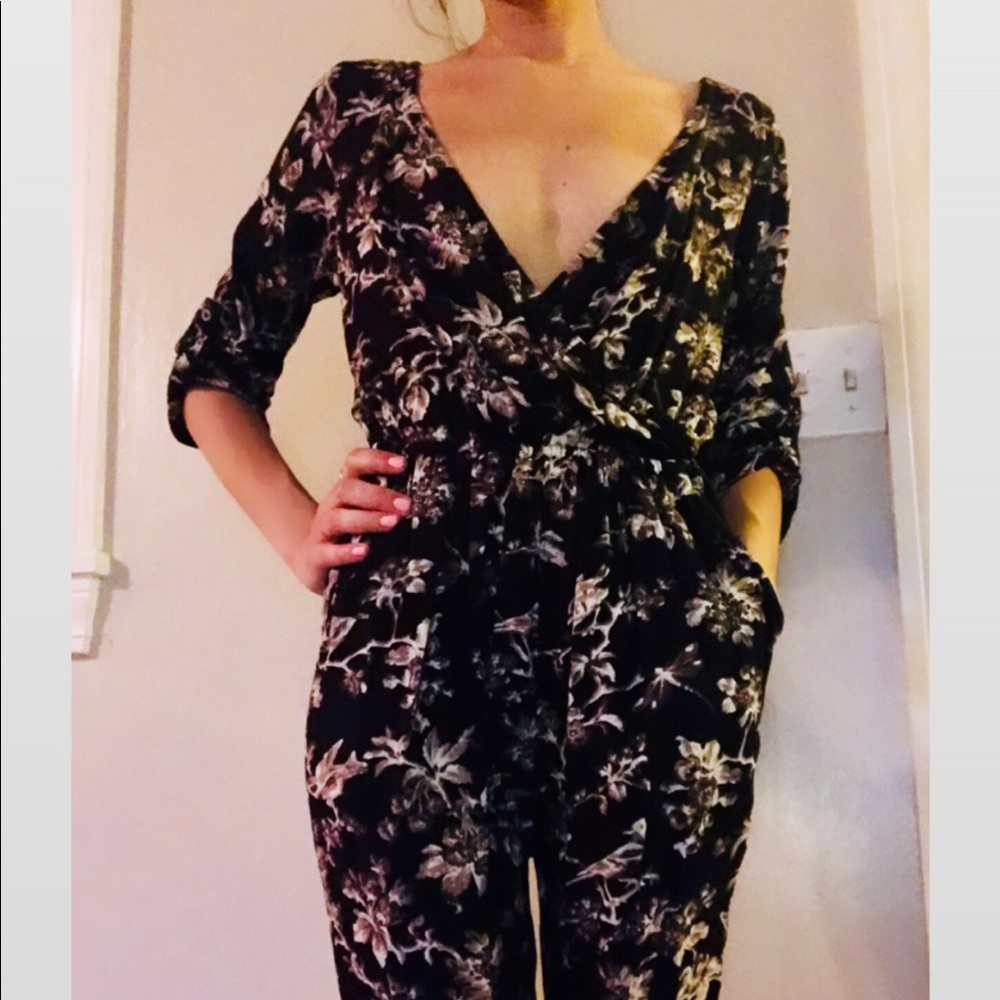 black floral jumper